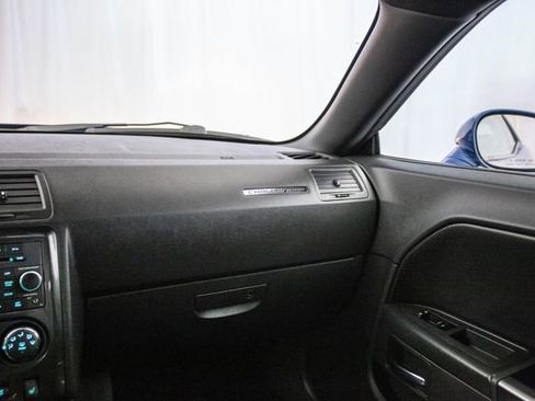 Used 2009 Dodge Challenger R/T image 5