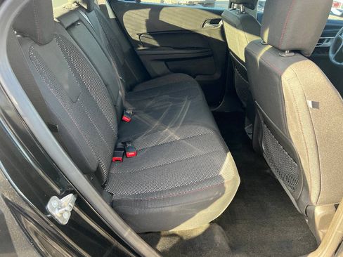 Used 2017 Chevrolet Equinox LS FWD image 23