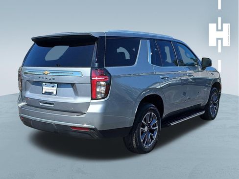Used 2024 Chevrolet Tahoe LT w/ LT Signature Package RWD image 3