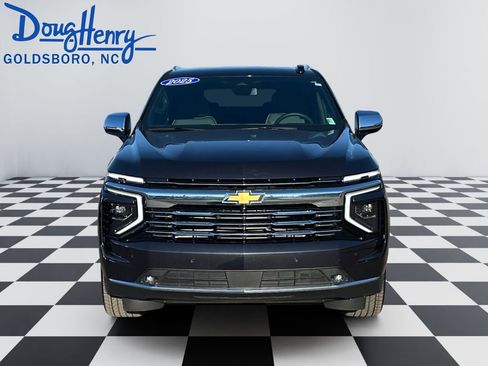 Used 2025 Chevrolet Tahoe Premier AWD/4WD image 8