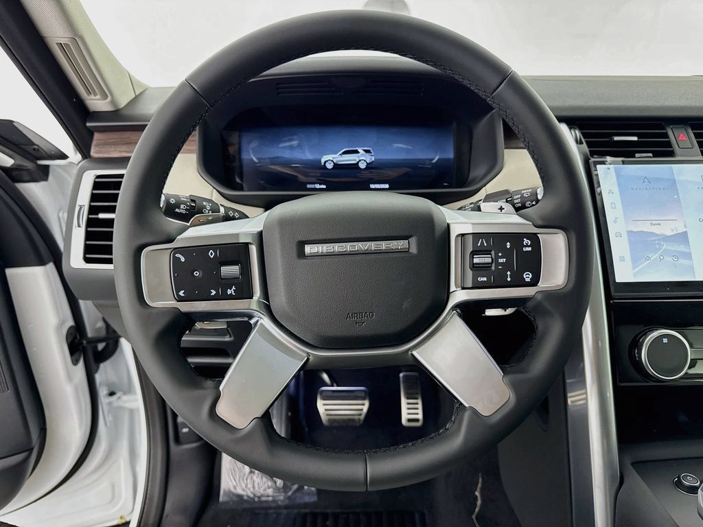 New 2026 Land Rover Discovery Dynamic SE AWD/4WD image 11