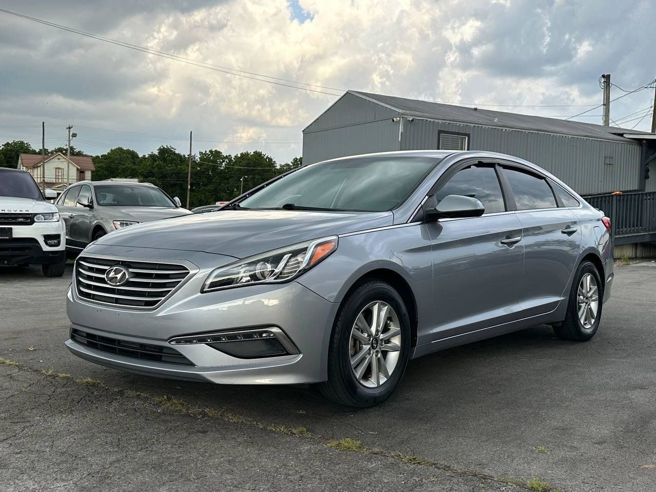 Used 2015 Hyundai Sonata SE FWD image 6