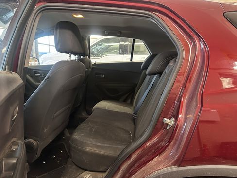 Used 2016 Chevrolet Trax LS image 8