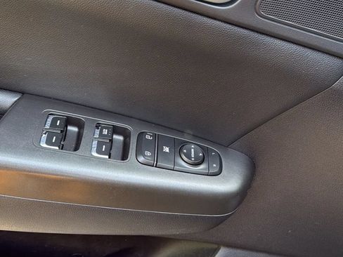 Used 2017 Kia Sportage EX FWD image 12