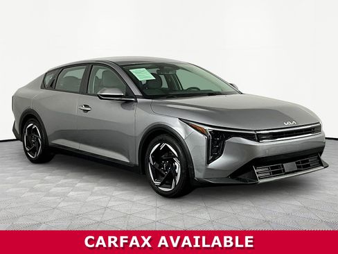 Certified 2025 Kia K4 EX FWD image 3