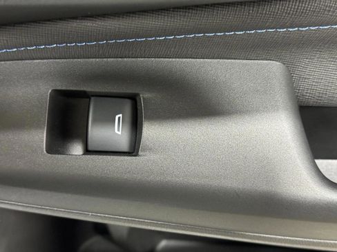 Used 2024 Buick Envista Sport Touring w/ Convenience I Package image 21