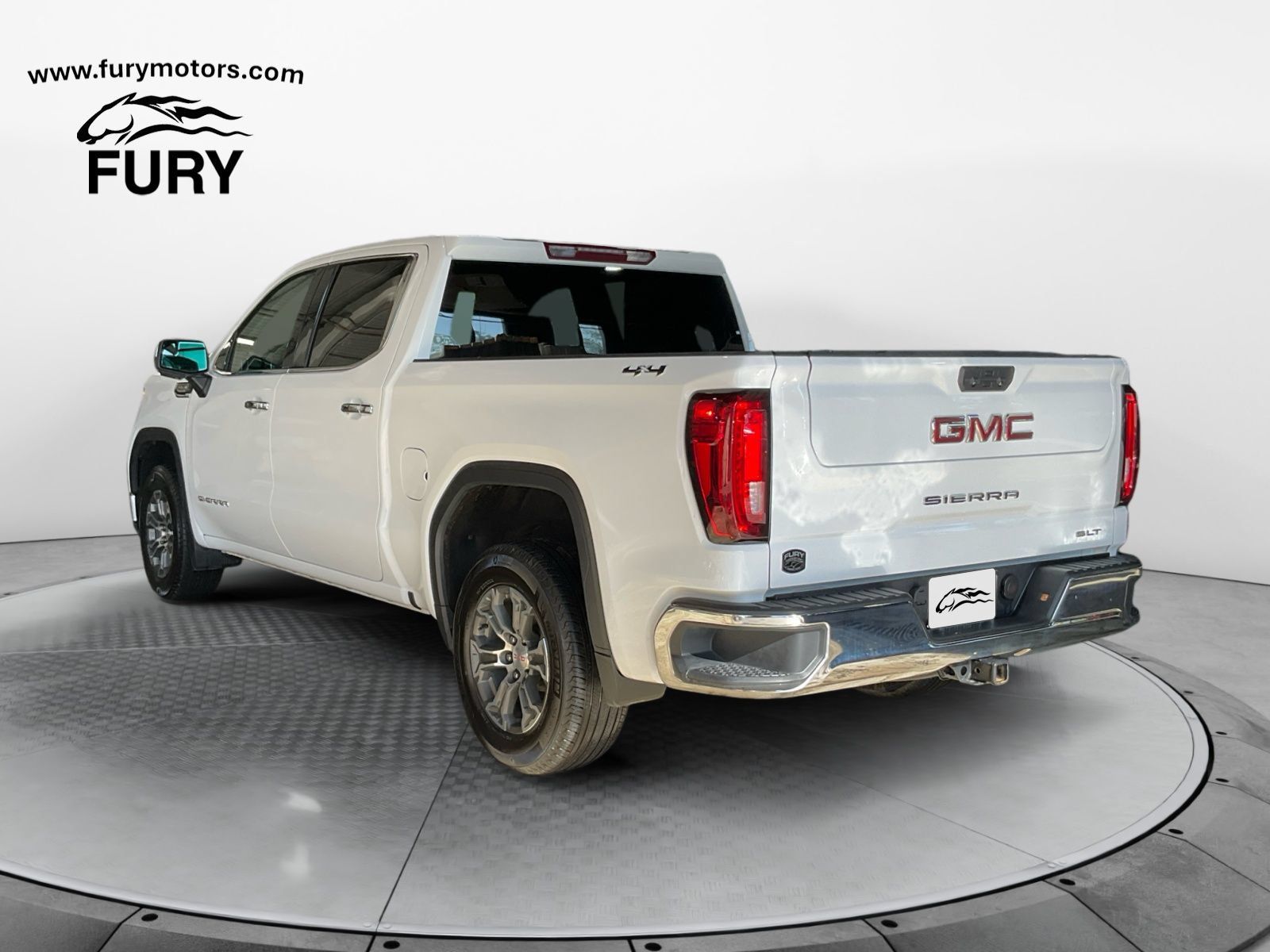 Used 2025 GMC Sierra 1500 SLT AWD/4WD image 6