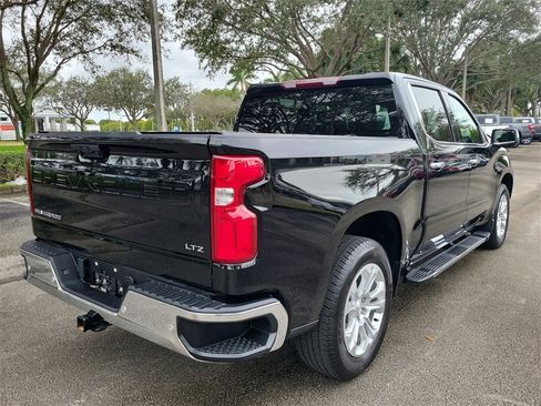 Used 2024 Chevrolet Silverado 1500 LTZ image 3