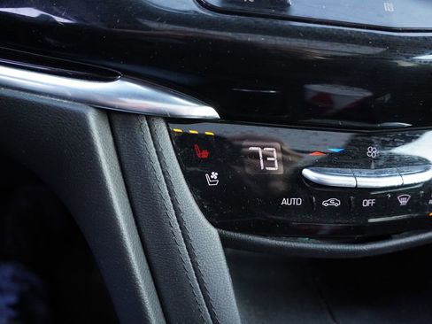 Used 2021 Cadillac XT6 Sport image 8