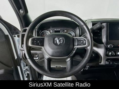 Used 2024 RAM 2500 Tradesman w/ Chrome Appearance Group image 12