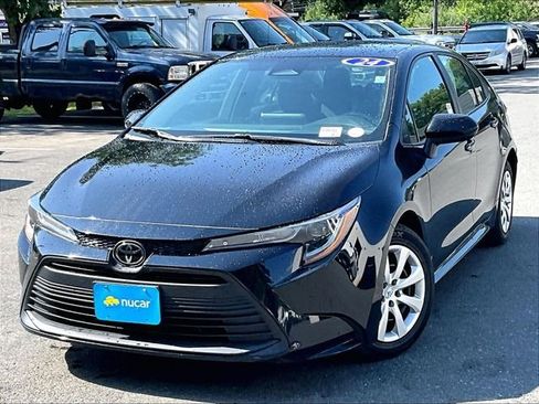 Used 2024 Toyota Corolla LE FWD image 3