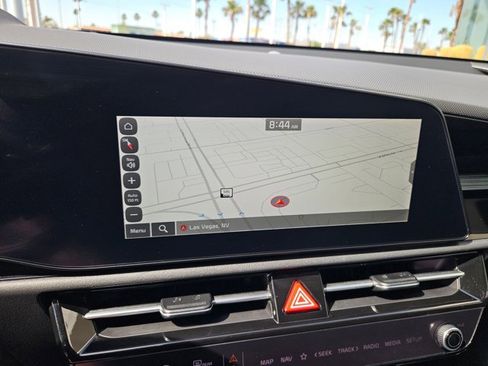 Used 2023 Kia Niro Wave FWD image 12