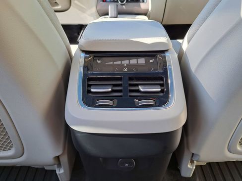 Used 2023 Volvo XC90 B6 Plus w/ Protection Package Premier image 26