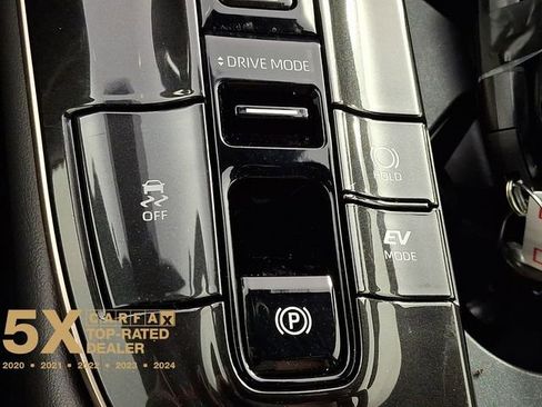 Used 2025 Toyota Crown Nightshade image 28