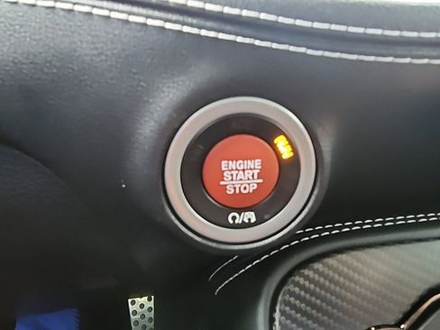 Used 2022 Dodge Challenger SRT Hellcat image 37