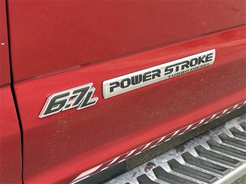 Used 2021 Ford F250 Lariat w/ Lariat Value Package image 9