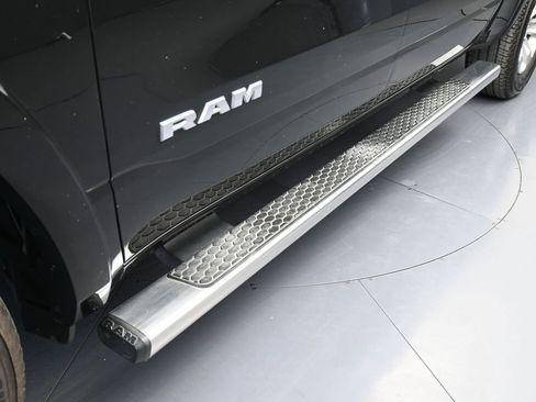 Used 2019 RAM 1500 Laramie image 37