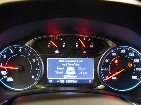 Used 2023 Chevrolet Equinox LT image 23