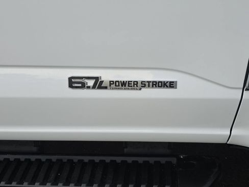 Used 2025 Ford F250 XLT AWD/4WD image 17
