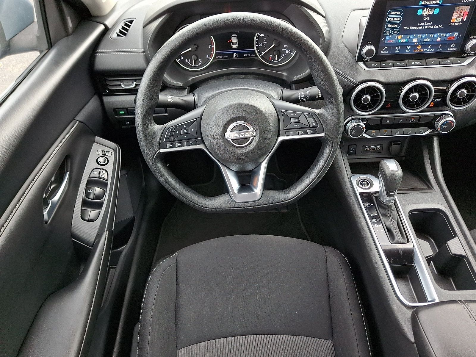 Used 2025 Nissan Sentra SV FWD image 12