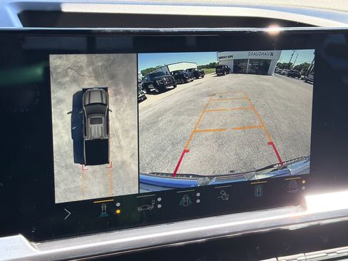 Used 2022 GMC Sierra 1500 SLT w/ SLT Premium Plus Package image 22