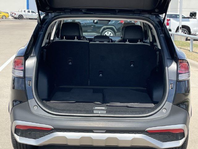 Used 2023 Kia Sportage EX FWD image 27
