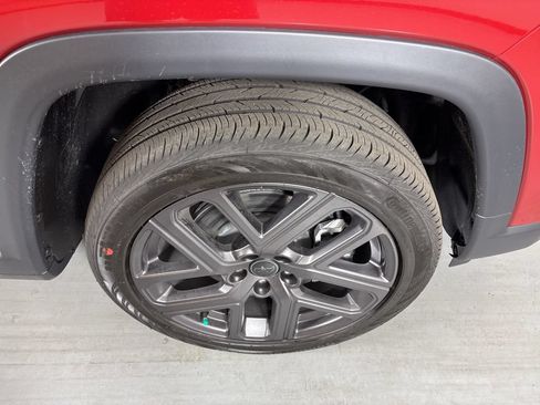 New 2026 Jeep Compass Latitude AWD/4WD image 11