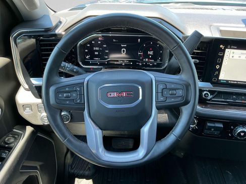 Used 2025 GMC Sierra 1500 Elevation AWD/4WD image 12