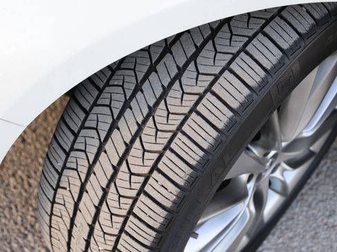 Used 2019 INFINITI Q50 Luxe w/ Essential Package (3.0T Luxe) image 24