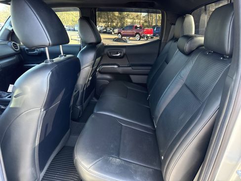 Used 2023 Toyota Tacoma TRD Sport w/ TRD Premium Sport Package image 12