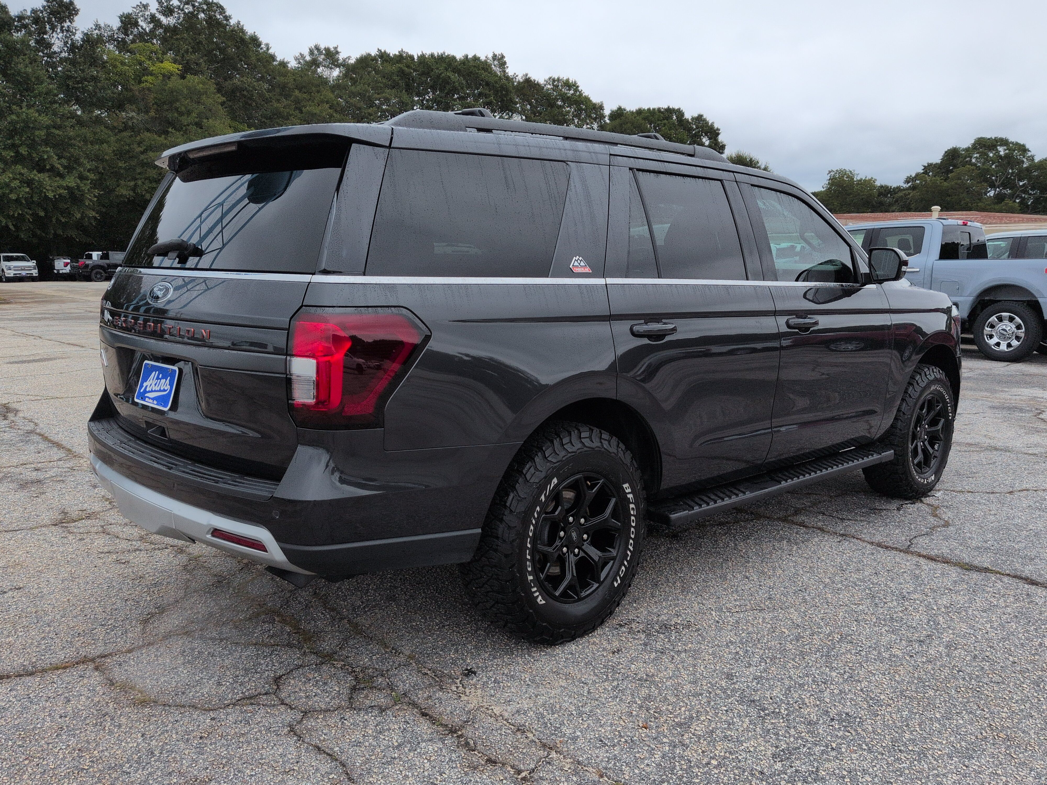 Certified 2022 Ford Expedition Timberline AWD/4WD image 3