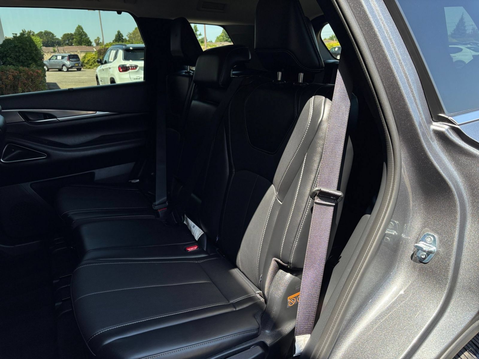 Used 2026 INFINITI QX60 Luxe AWD/4WD image 41