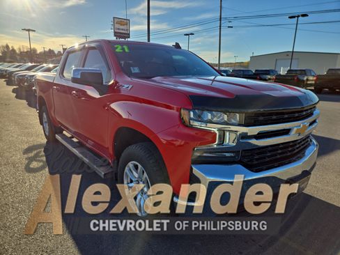 Used 2021 Chevrolet Silverado 1500 LT image 1