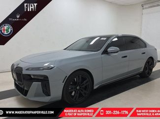 Used 2023 BMW 760i xDrive w/ Executive Package AWD/4WD video 1