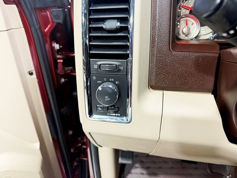 Used 2017 RAM 2500 Limited image 20