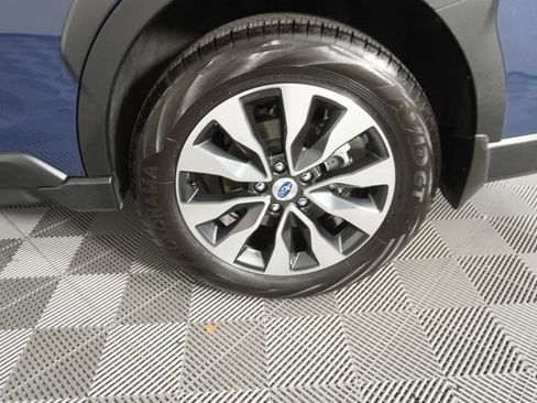 Used 2025 Subaru Outback Limited image 18