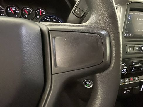 Used 2023 Chevrolet Silverado 1500 Custom w/ Rally Edition AWD/4WD image 18