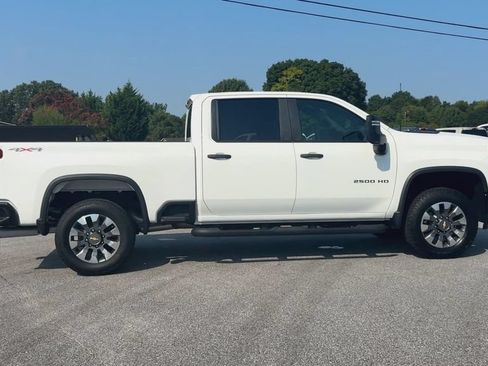 Certified 2024 Chevrolet Silverado 2500 Custom w/ Custom Value Package AWD/4WD image 5