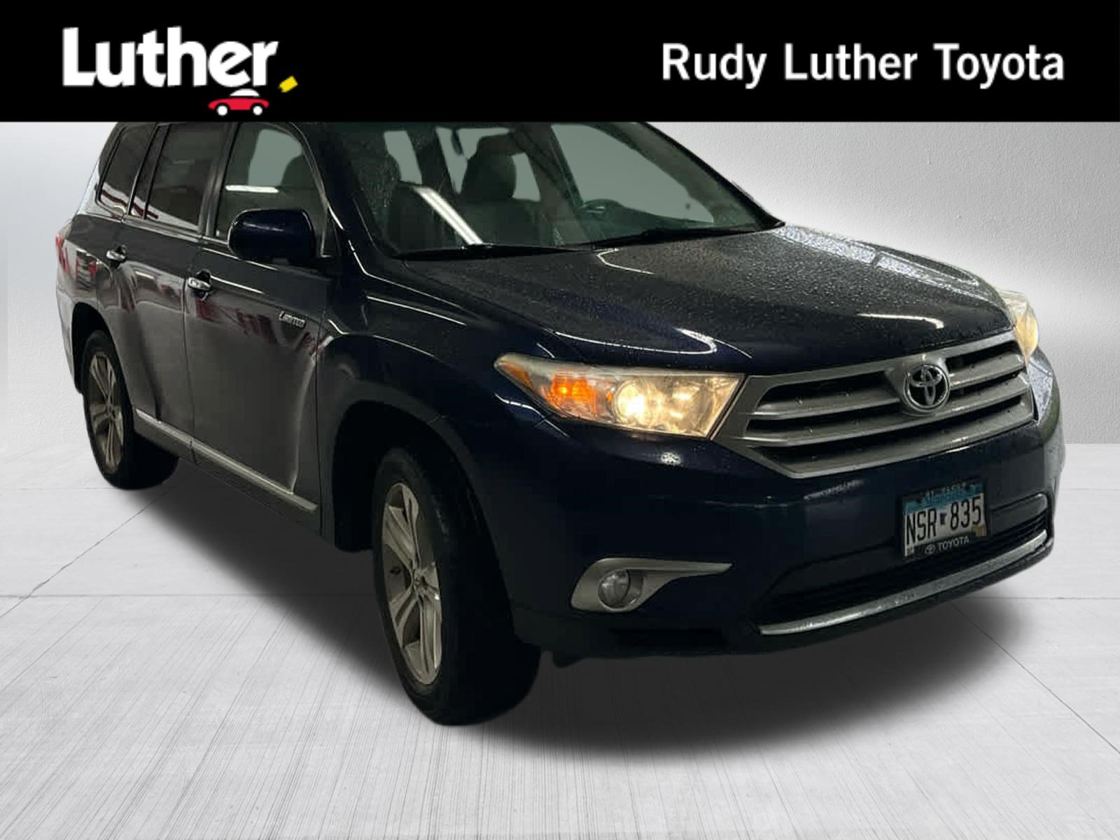 Used 2012 Toyota Highlander Limited w/ Tow Pkg AWD/4WD image 1