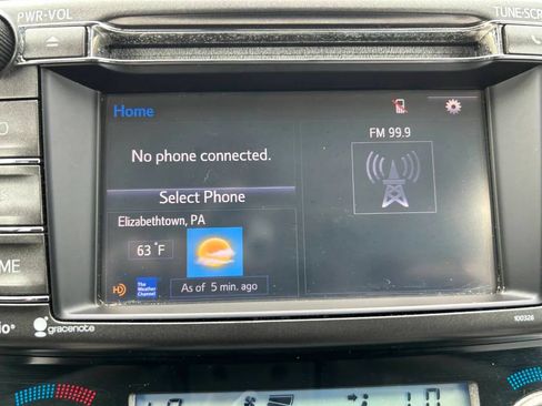 Used 2014 Toyota RAV4 XLE FWD image 30