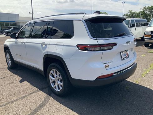 Used 2022 Jeep Grand Cherokee L Limited image 5