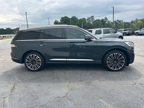 Used 2024 Lincoln Aviator Black Label w/ Class IV Trailer Tow Package AWD/4WD image 5