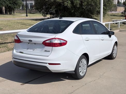 Used 2017 Ford Fiesta S FWD image 5