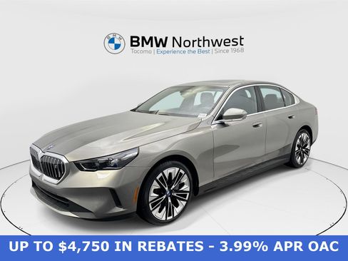 Used 2024 BMW i5 eDrive40i w/ Premium Package RWD image 1