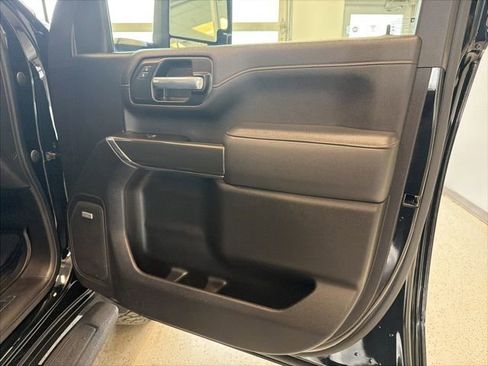 Used 2021 GMC Sierra 2500 AT4 image 47