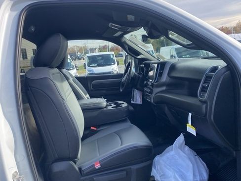 New 2026 RAM 5500 Tradesman w/ Chrome Appearance Group image 25