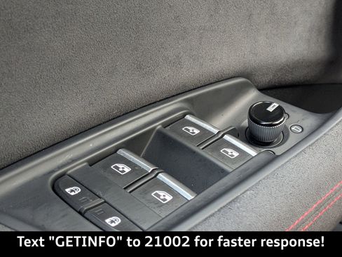 Certified 2025 Audi RS Q8 performance image 31