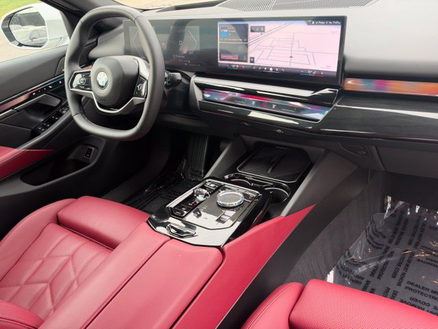 Certified 2026 BMW 540i xDrive AWD/4WD image 30