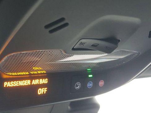 Used 2025 Buick Envista Sport Touring w/ Convenience II Package image 29