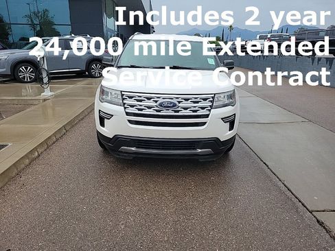 Used 2019 Ford Explorer XLT image 2